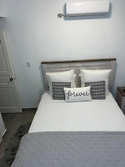Little Cole Bay Apartment Koolbaai