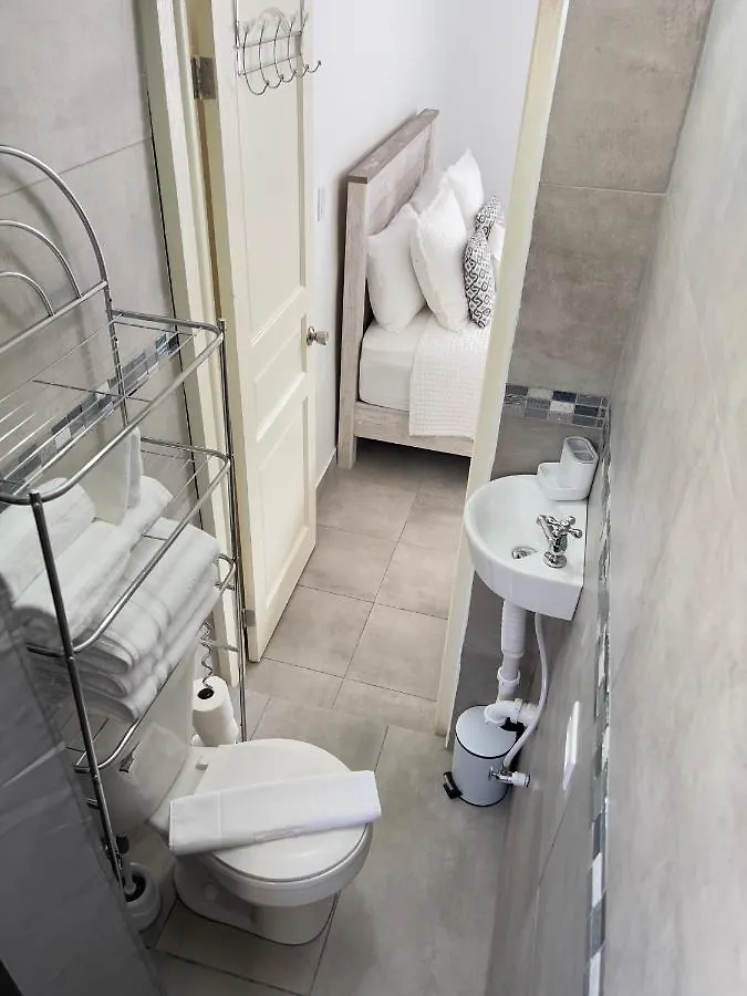 Little Cole Bay Apartment Koolbaai 0*,